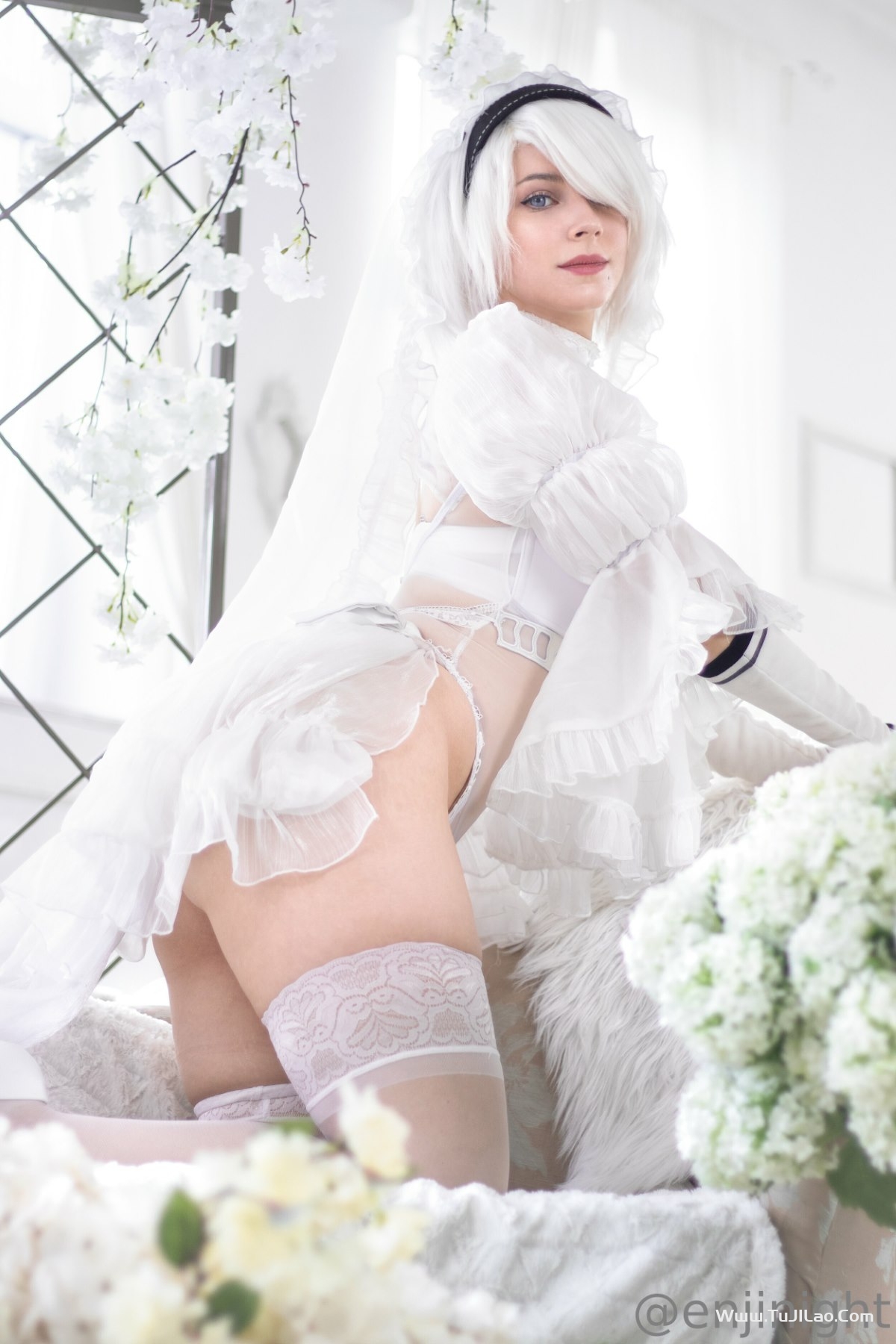 Enji Night 2B Bride 0013 6871208298.jpg