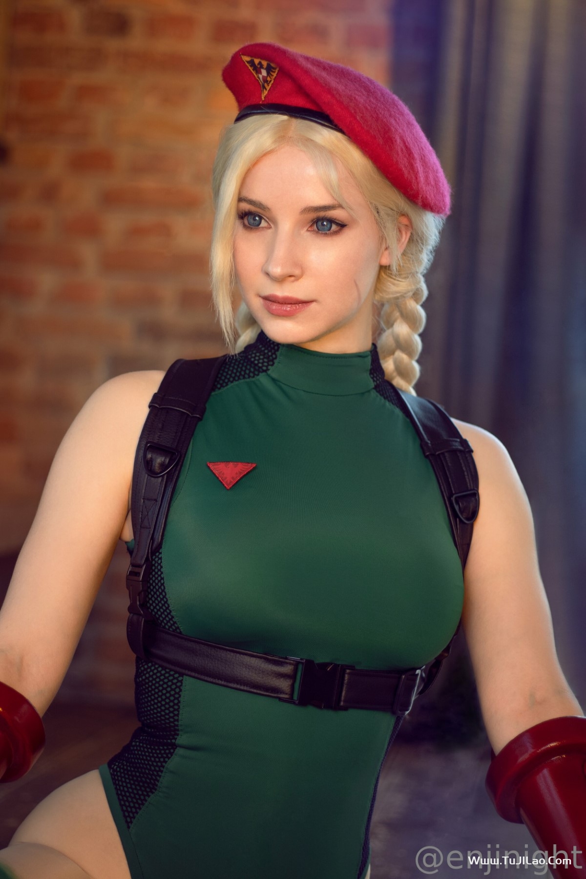 Enji Night Cammy White 0008 1853361670.jpg