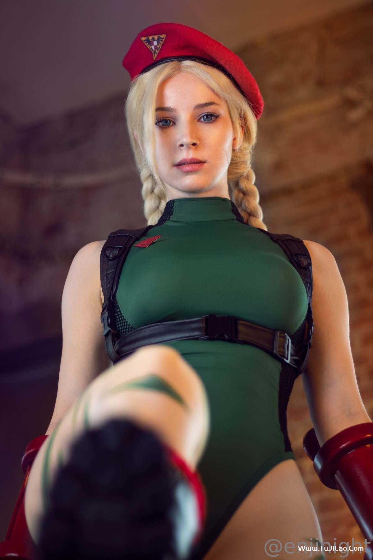 Enji Night Cammy White 0022 0701894201.jpg