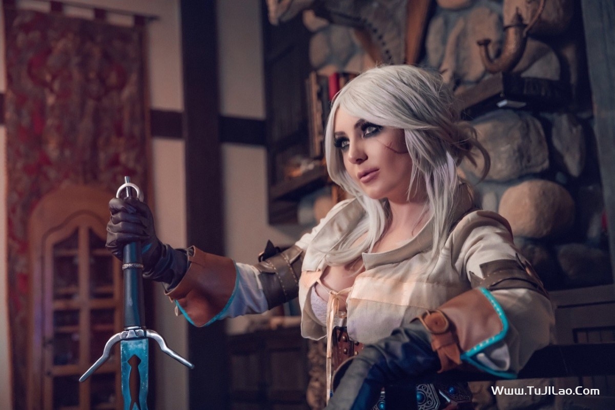 Jessica Nigri Ciri 0005 9361435736.jpg