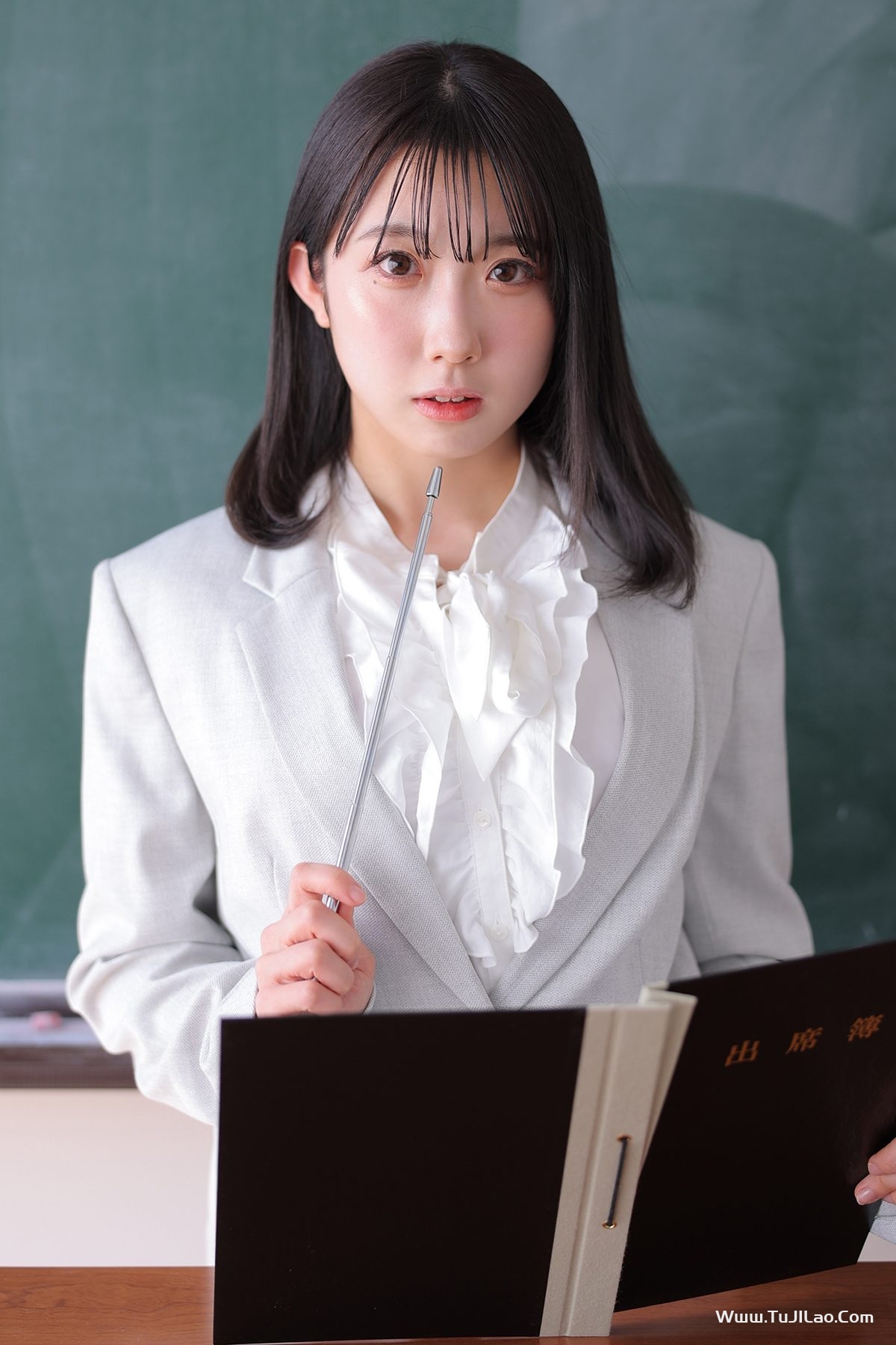 Momo Ogawa 大河もも – Only I Know What Would Happen If Momo-chan Became A Teacher A-图集佬