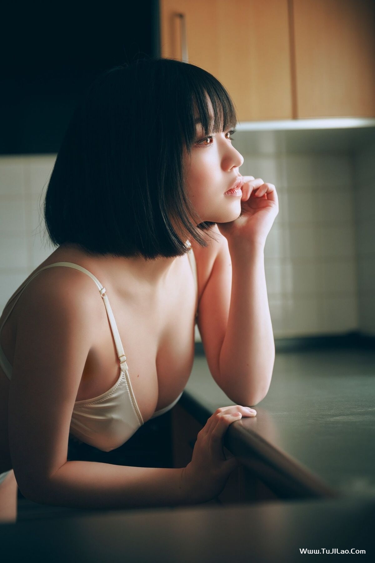 Nemoto Nagi 根本凪 – 熱い一戦 SPA デジタル写真集