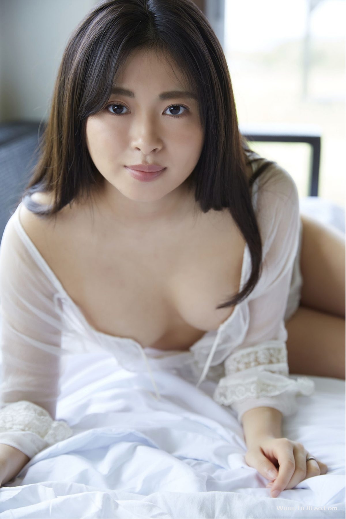 Nozomi Sato 佐藤望美 亜熱帯 0005 9911045903.jpg