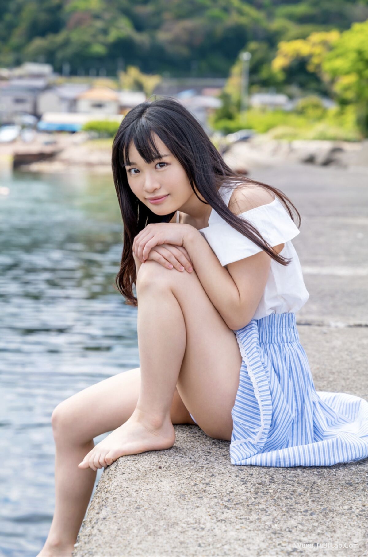 Official Gravure Photobook Kanon Urara 花音うらら – Summer Rei