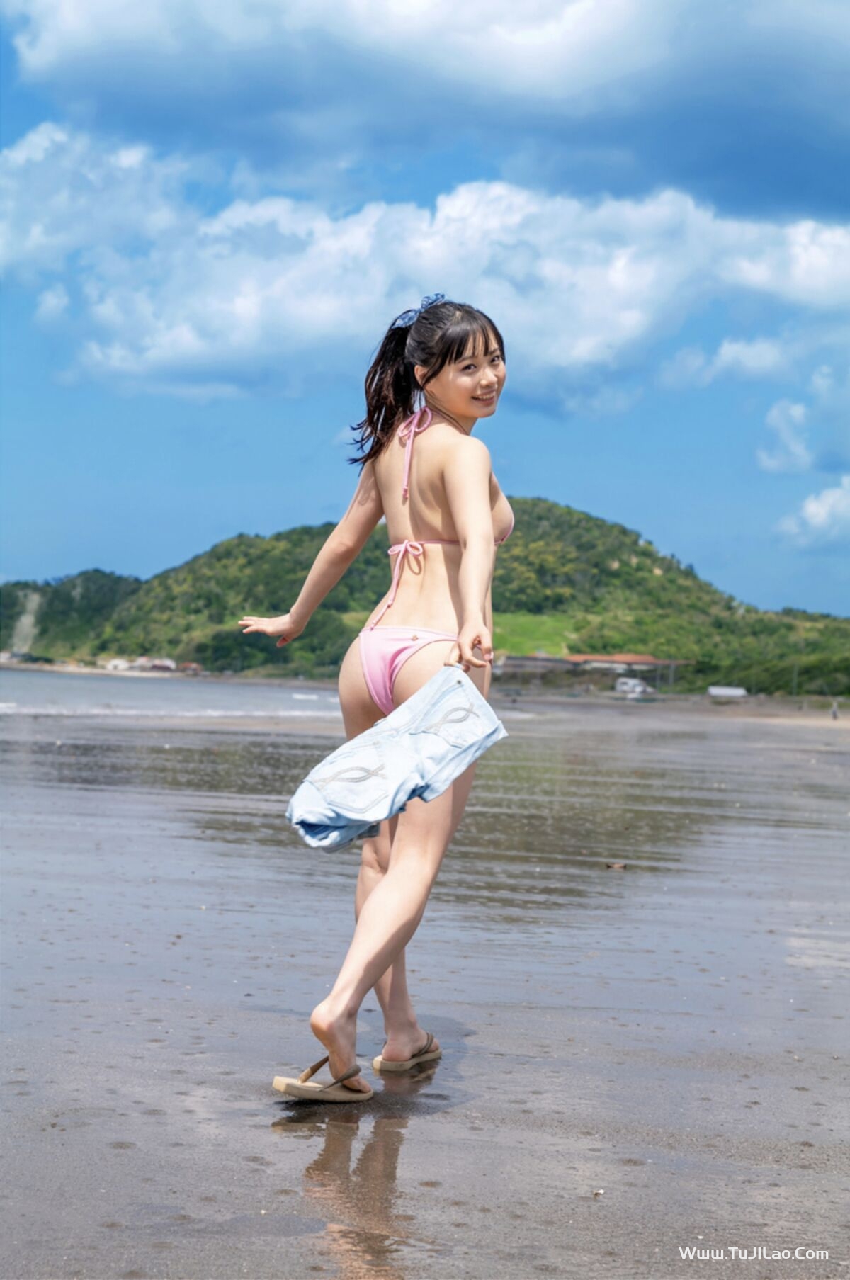 Official Gravure Photobook Kanon Urara 花音うらら – Summer Rei