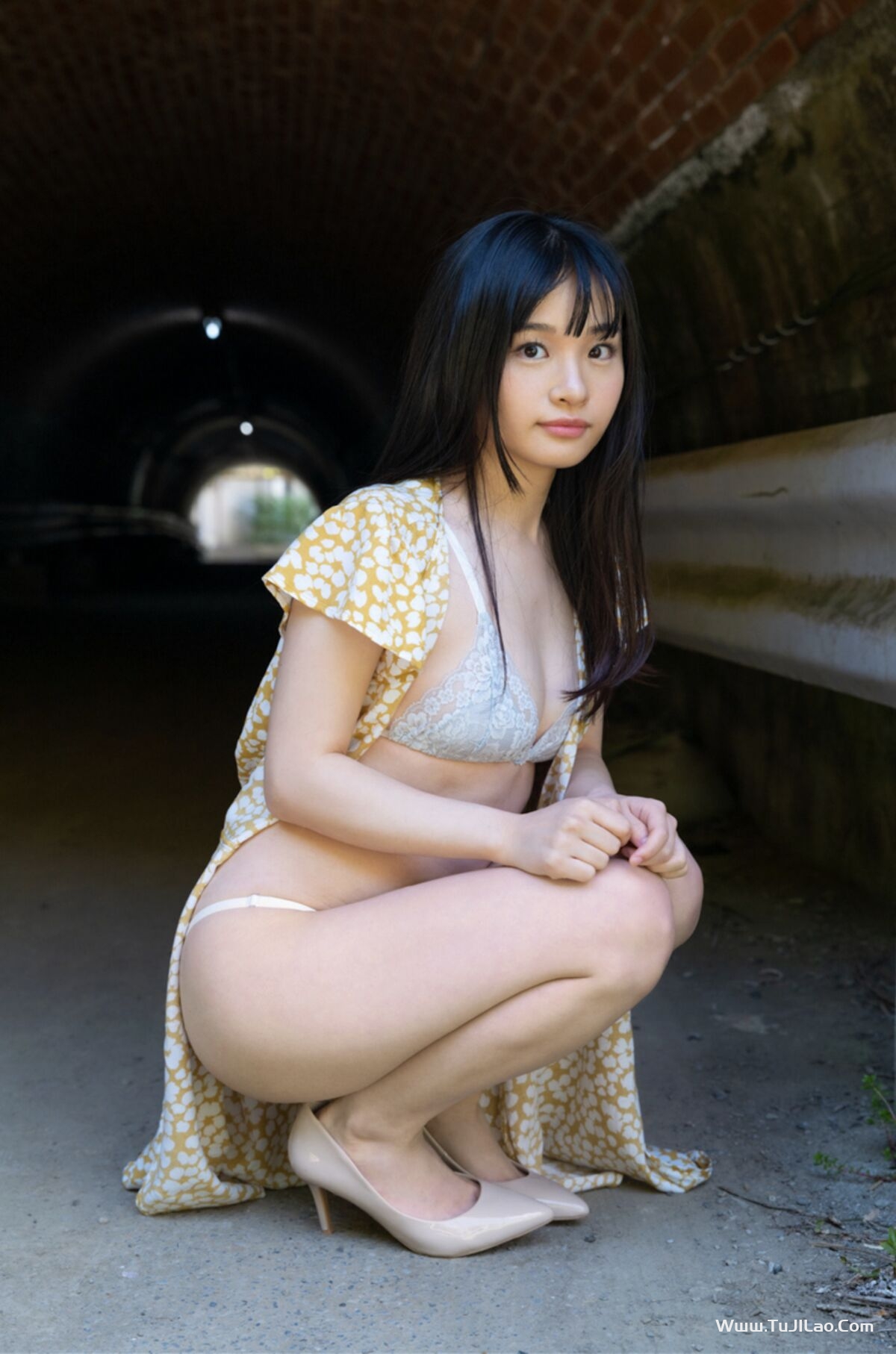 Official Gravure Photobook Kanon Urara 花音うらら – Summer Rei