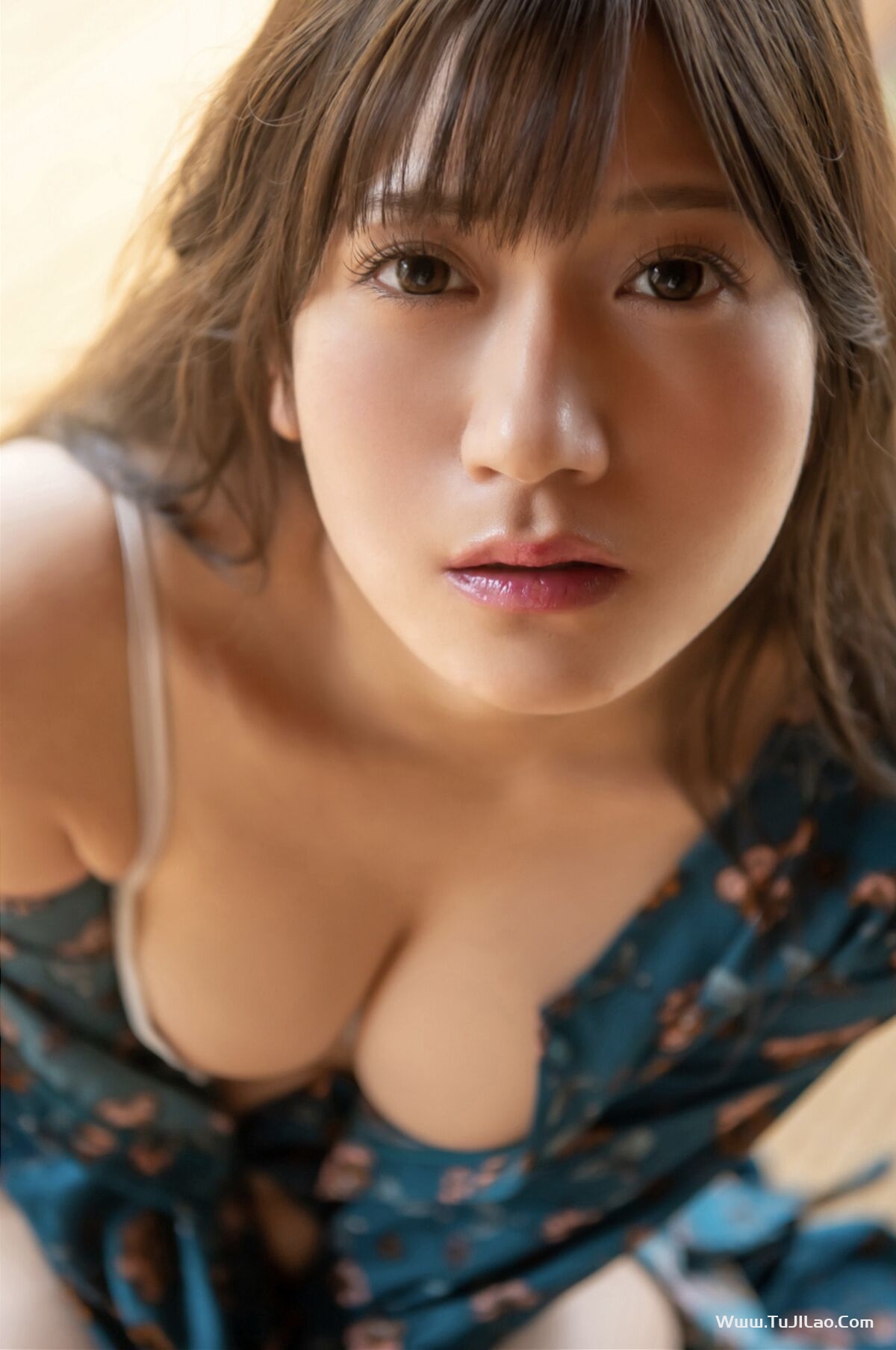 Official Gravure Photobook Reira Fujii 藤井レイラ – Reira