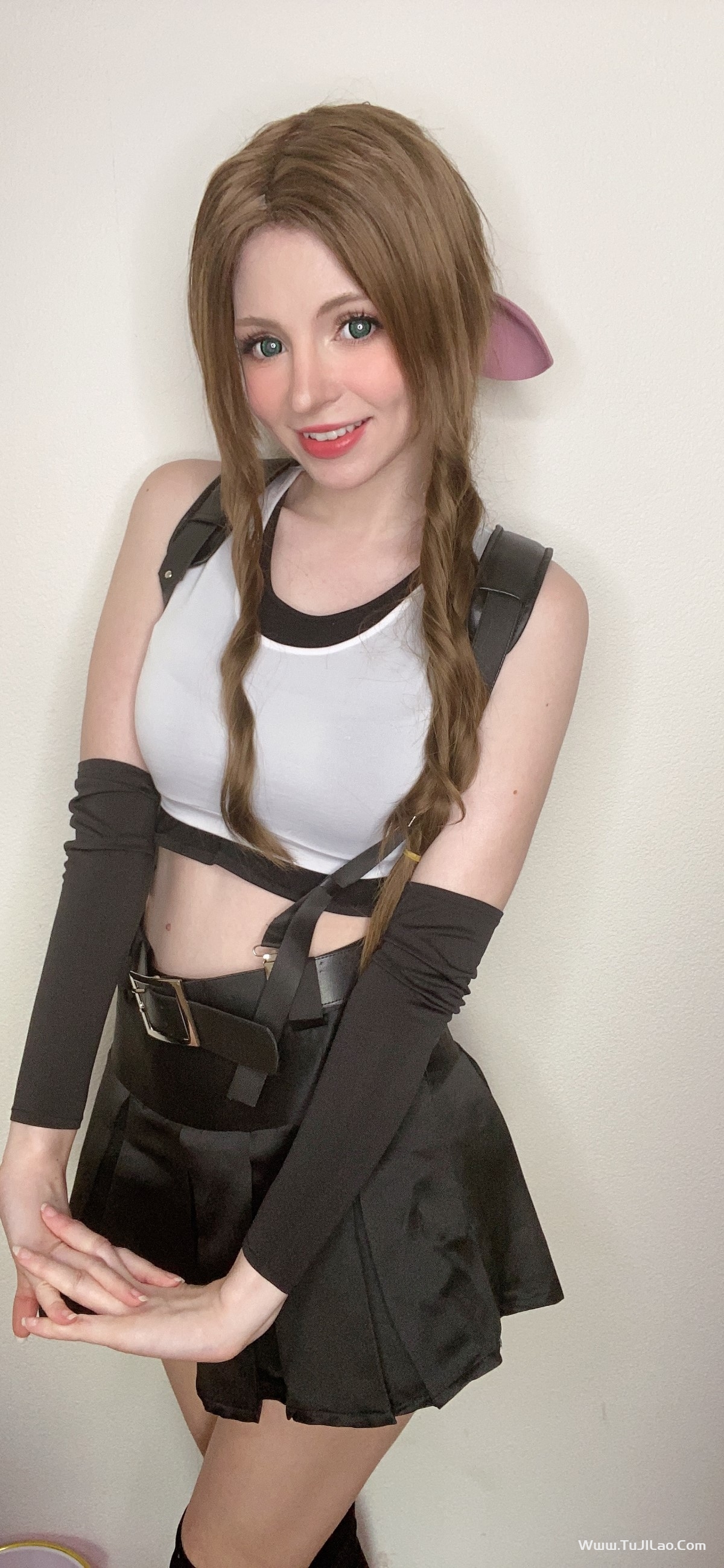 PeachMilky Aerith Tifa Outfit 0016 5145735833.jpg