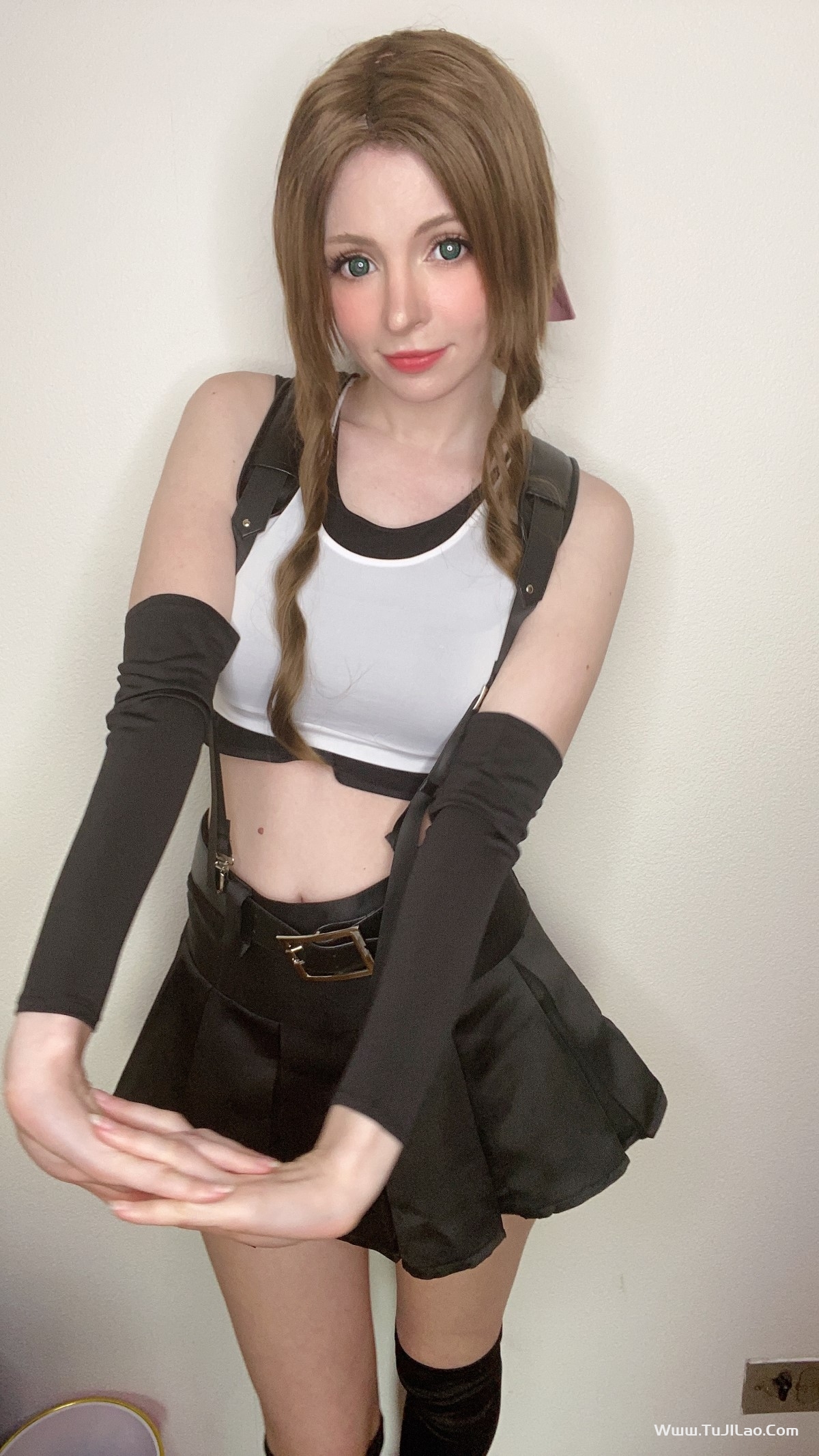 PeachMilky Aerith Tifa Outfit 0027 9909249333.jpg