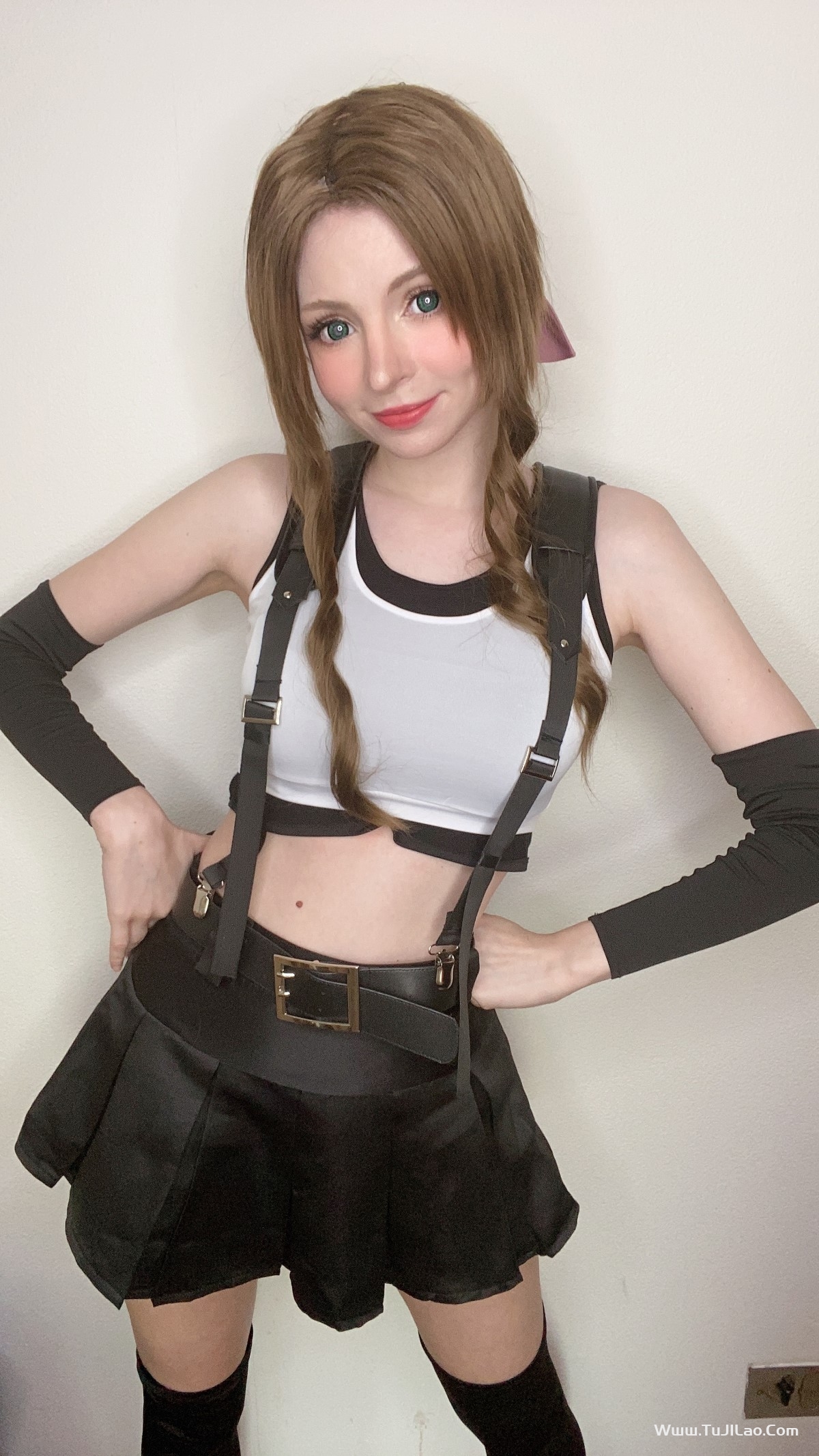 PeachMilky Aerith Tifa Outfit 0035 2895626887.jpg