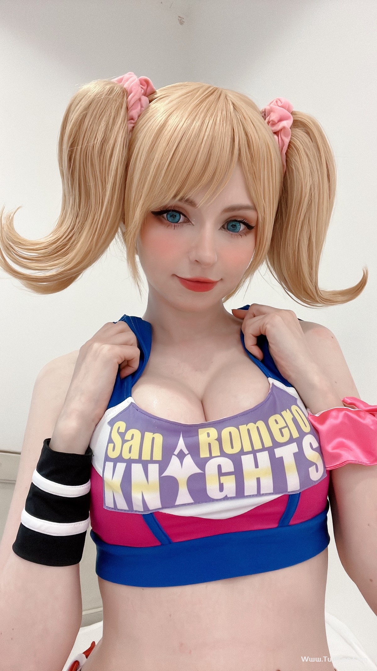 PeachMilky Juliet Starling 0030 6914989840.jpg