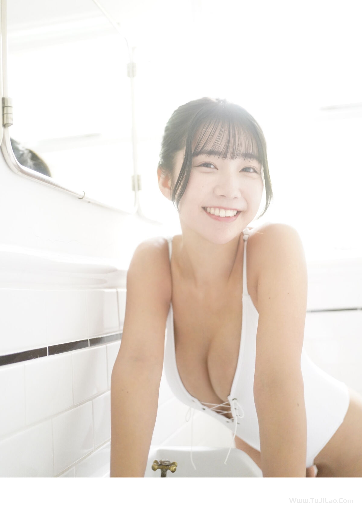 Photobook 2024.05.24 Kisumi Amau 天羽希純 – 君の心を撮りたいんだPart.1 天羽希純の場合 STRiKE DIGITAL PHOTOBOOK 054