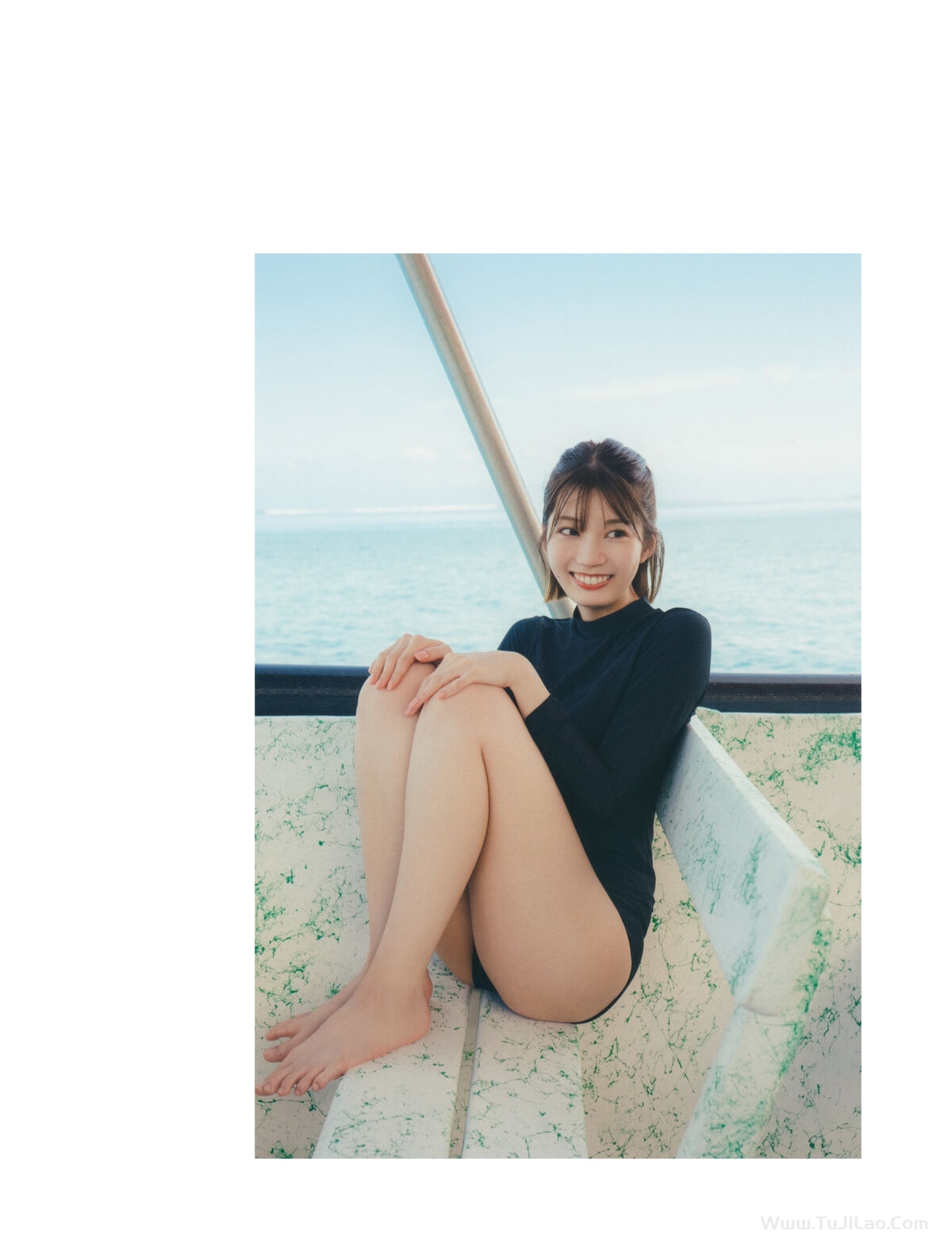 Photobook 2024.06.18 日向坂46 Ayaka Takamoto 高本彩花 – 1st写真集 僕の記憶の中で Part2