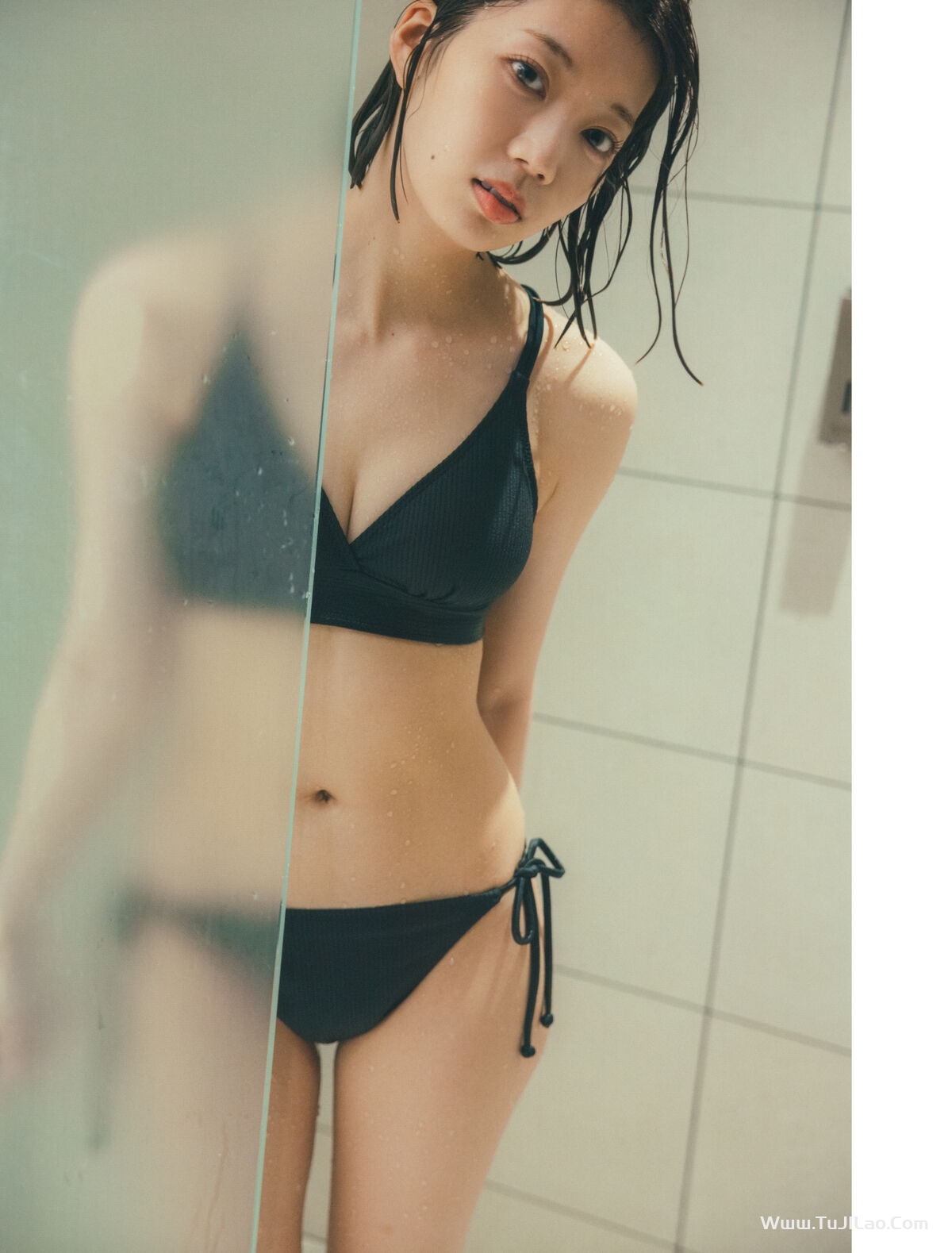 Photobook 2024.06.18 日向坂46 Ayaka Takamoto 高本彩花 – 1st写真集 僕の記憶の中で Part2