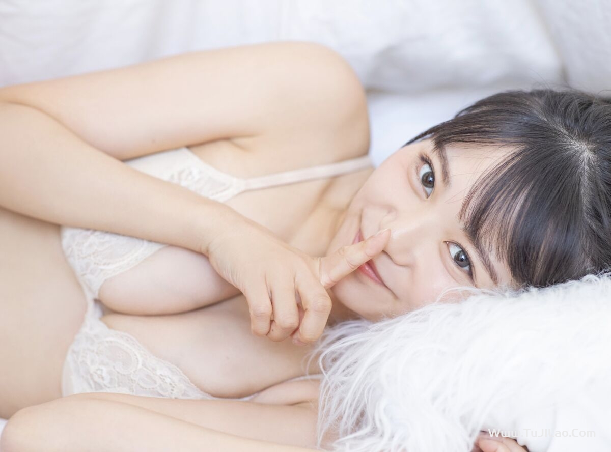 Photobook 漫画アクションデジタル写真集 Sakurai Kiho 桜井木穂 – とけない豪雪バストにとろけちゃう