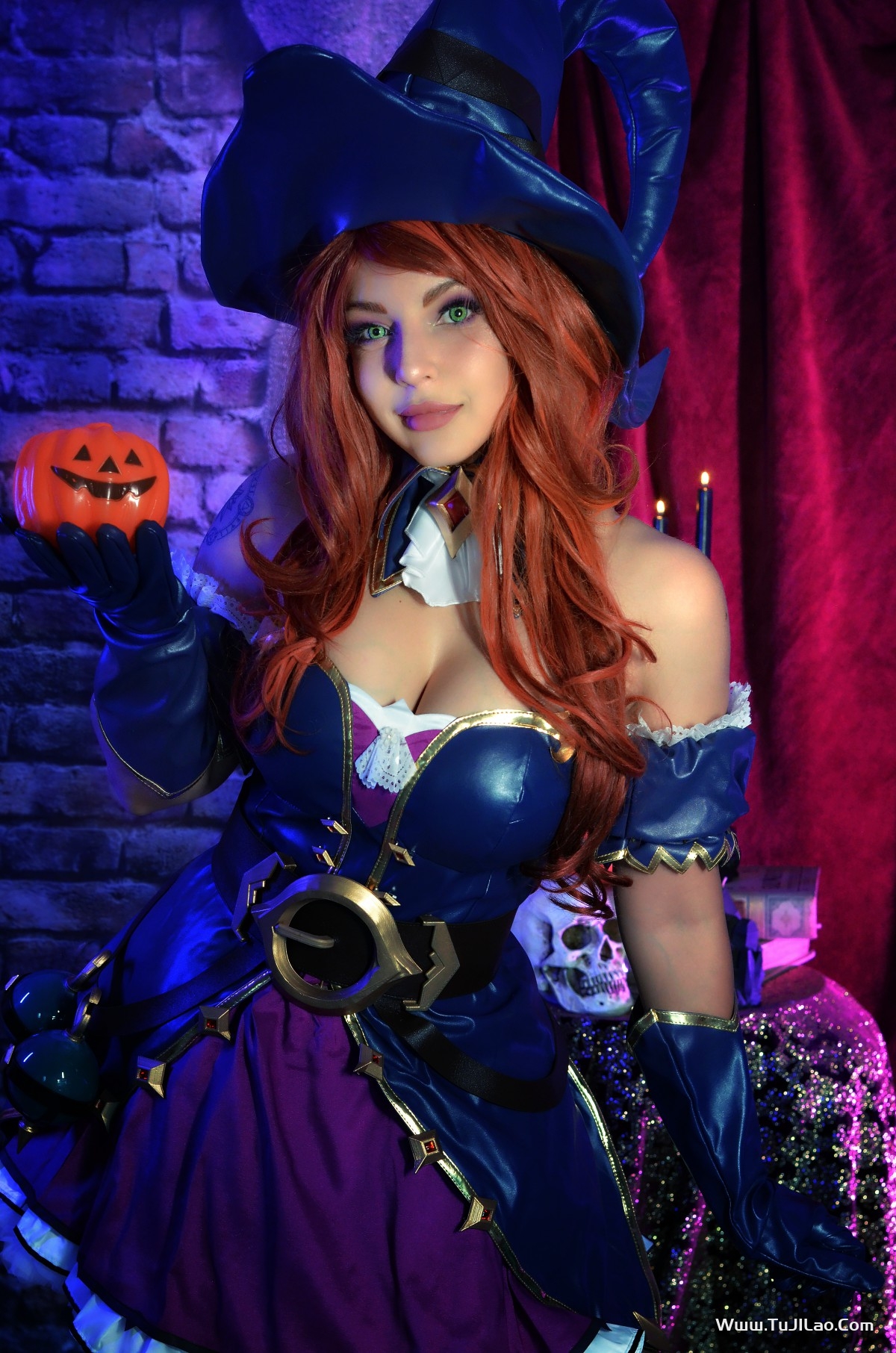 Shermie Bewitching Miss Fortune 0002 2449725075.jpg