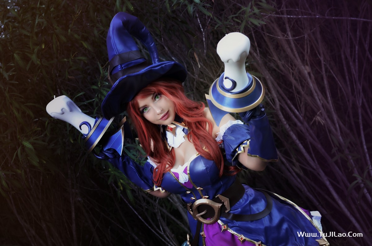 Shermie Bewitching Miss Fortune 0012 3492922067.jpg