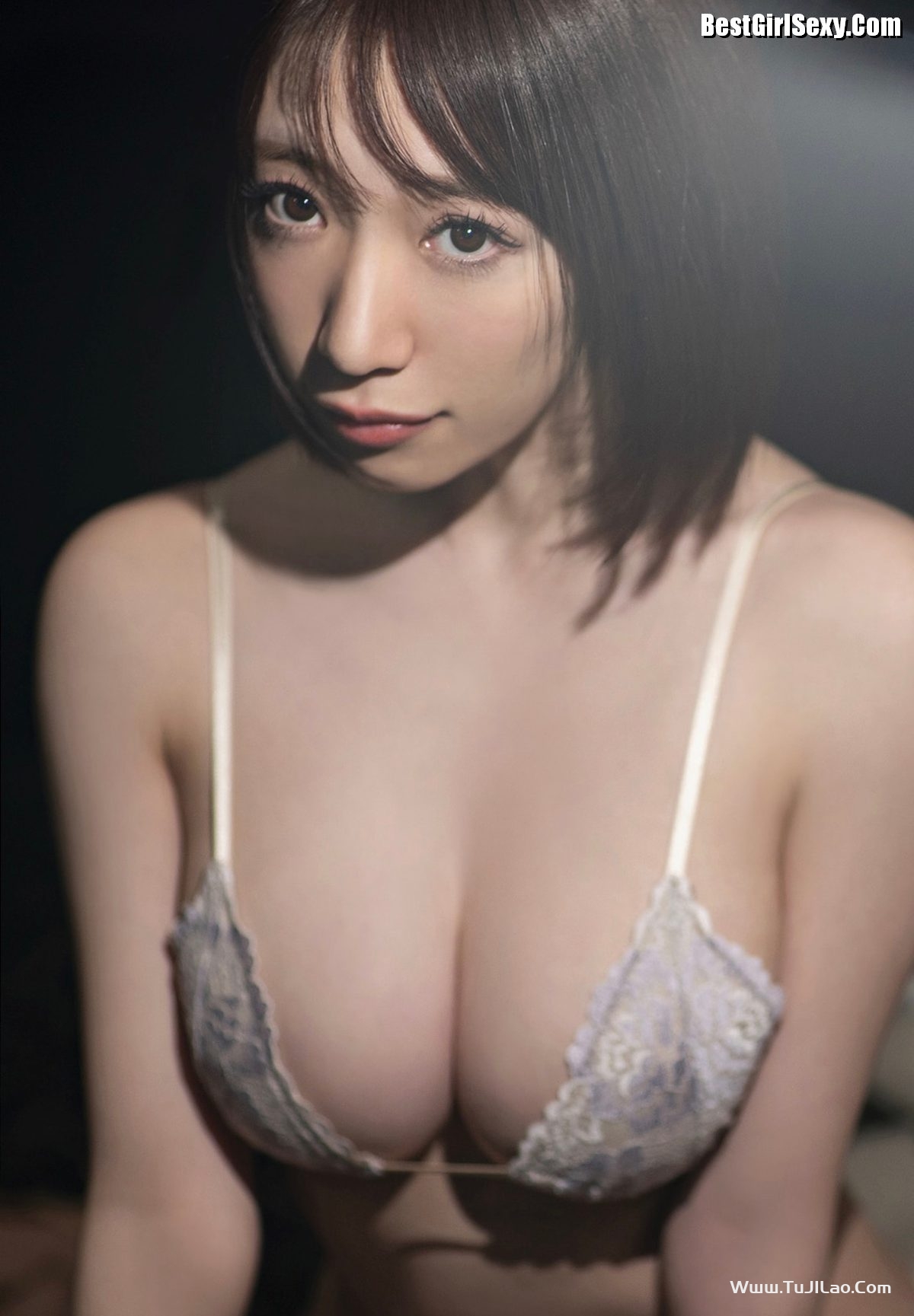 Shimizu Airi 清水あいり Killer Body 0051 3575610815.jpg