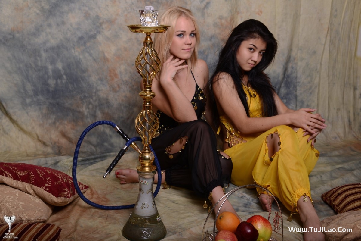 SilverAngels Irena And Karina Smoke 1 0098 9796592640.jpg