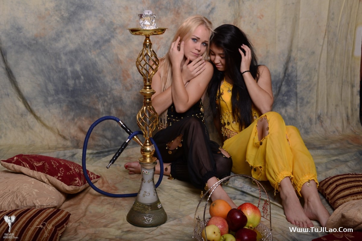 SilverAngels Irena And Karina Smoke 1 0102 7796628212.jpg