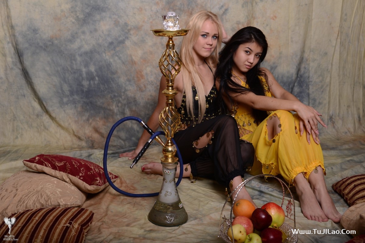 SilverAngels Irena And Karina Smoke 1 0109 1247698120.jpg