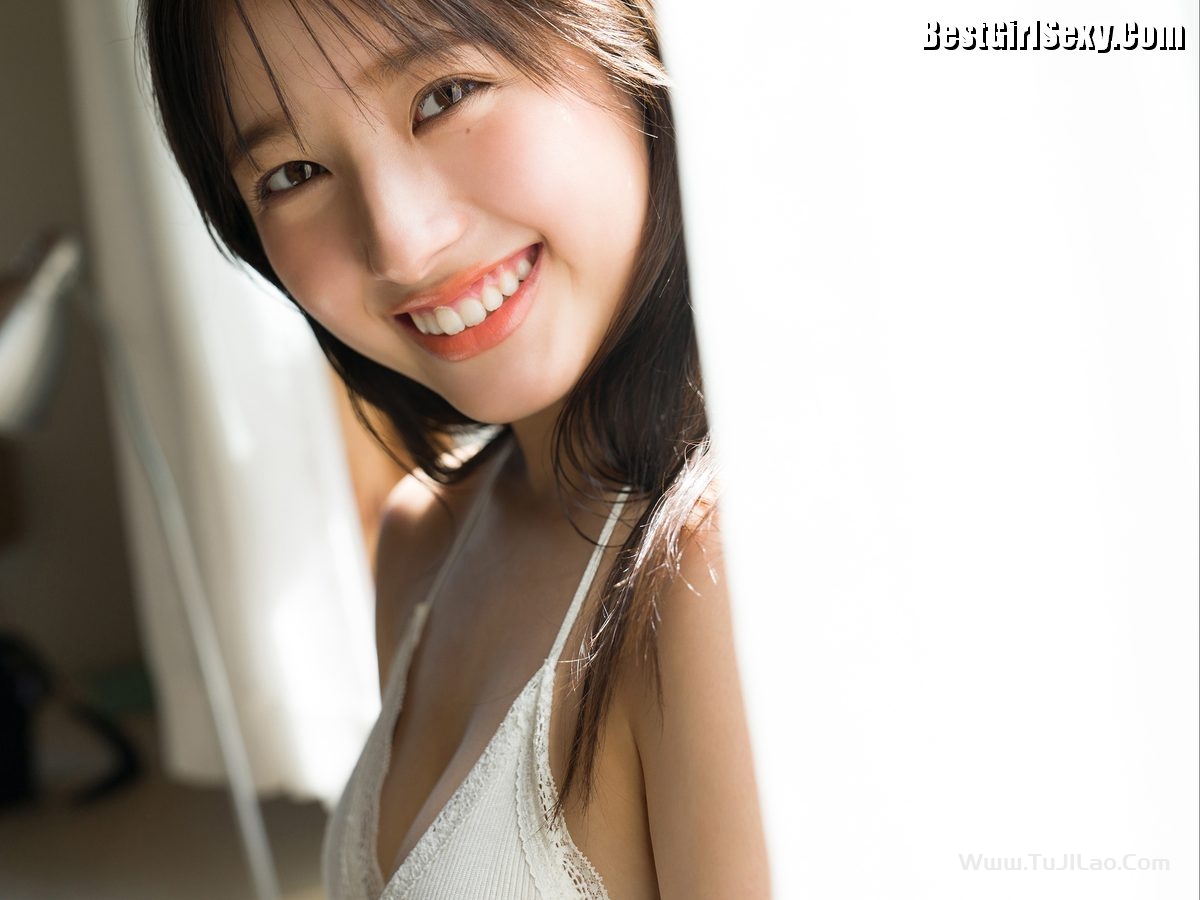 Spisan Gravure Photo Book Owada Nana 大和田南那