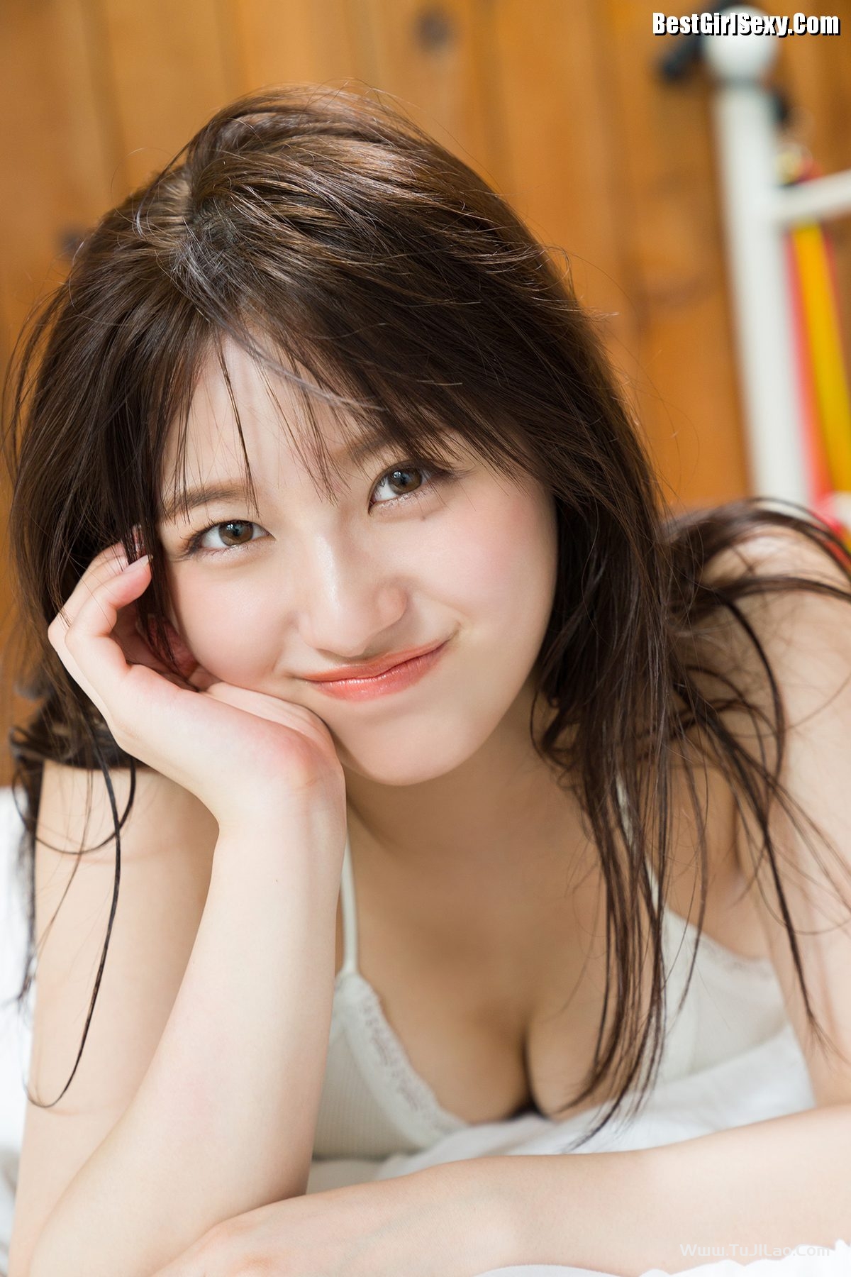 Spisan Gravure Photo Book Owada Nana 大和田南那