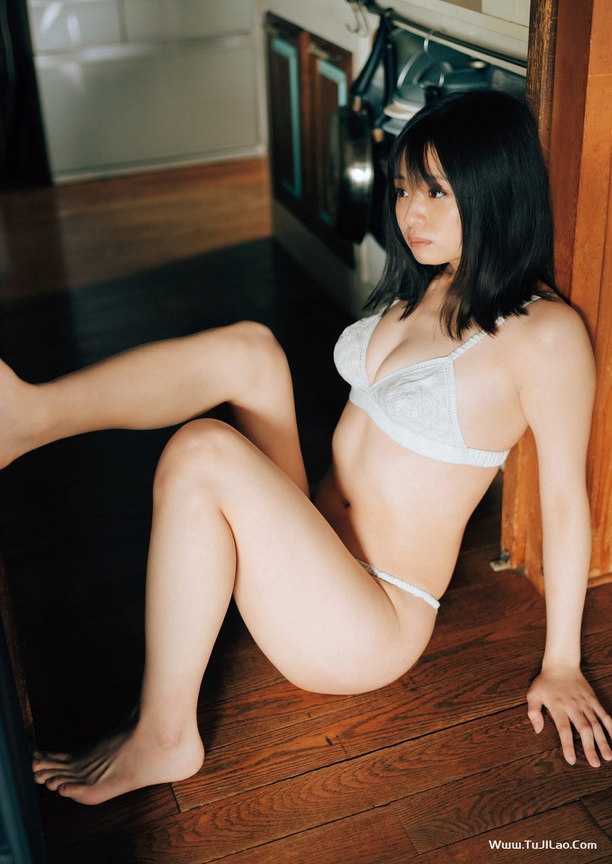 Weekly Playboy 2022 No.52 鷲見玲奈 西葉瑞希 青井春 吉田あかり 山岡雅弥 藤白れもん 藤木由貴