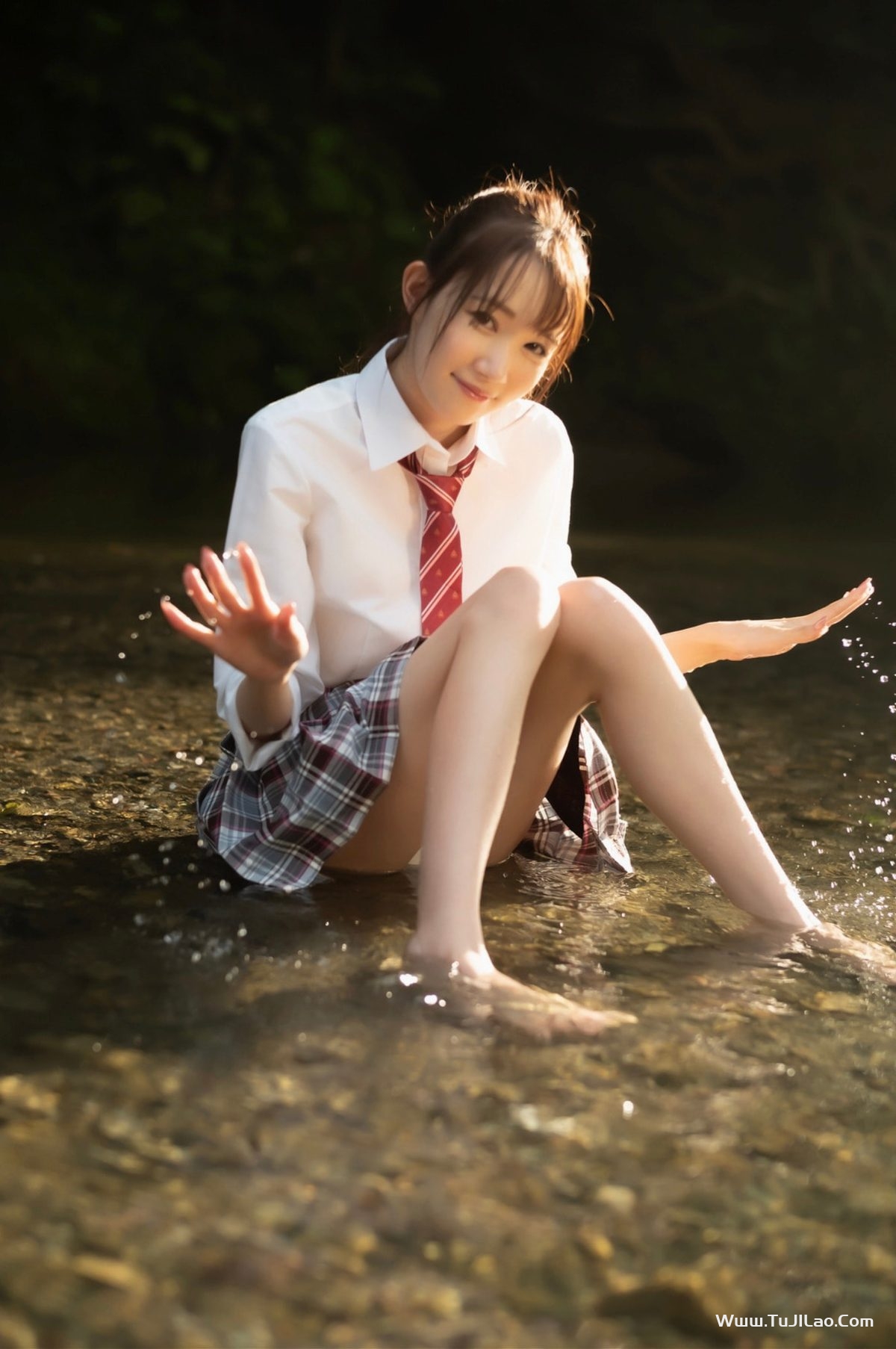 Yumeru Kotoishi 琴石ゆめる グラビア写真集 あの日、あの場所で君と