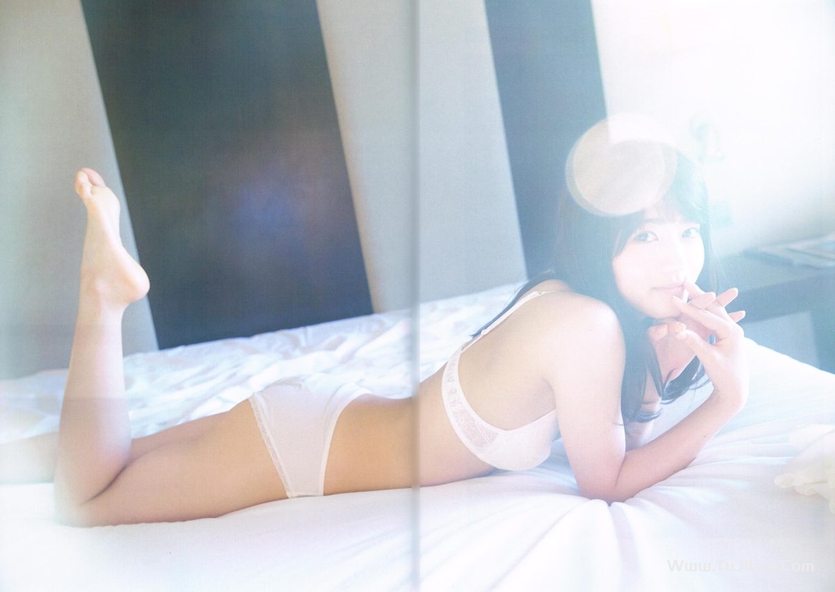 Yumi Wakatsuki 若月佑美 1st写真集 パレット A